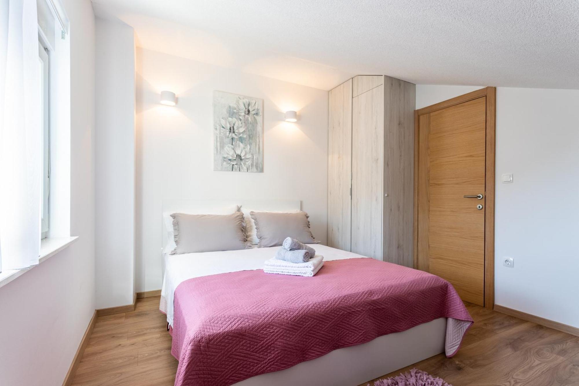 Villa Ana Perfect For Families With Kids And Groups,House With Heated Pool Ποντστράνα Εξωτερικό φωτογραφία
